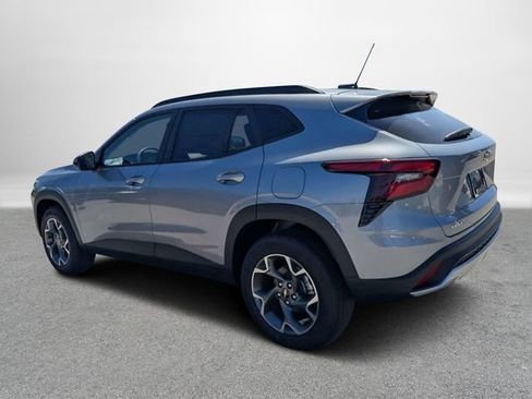 New 2026 Chevrolet Trax LT w/ LT Convenience Package image 6