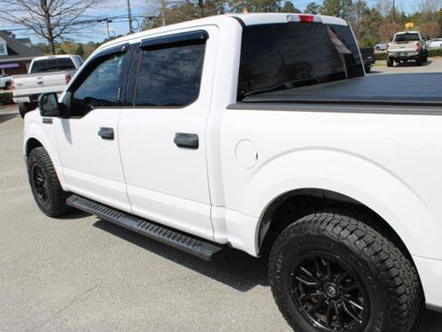 Used 2016 Ford F150 XLT image 12