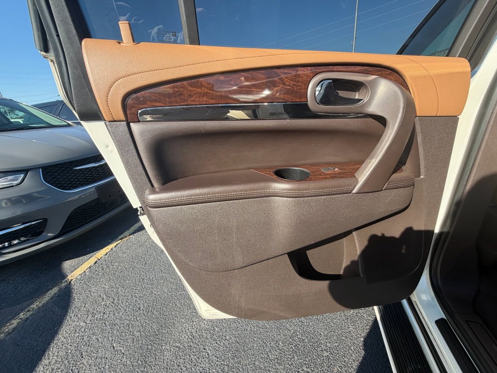 Used 2014 Buick Enclave Premium AWD/4WD image 13