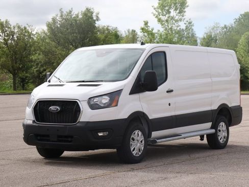 Used 2024 Ford Transit 250 Low Roof w/ Exterior Upgrade Package RWD image 3