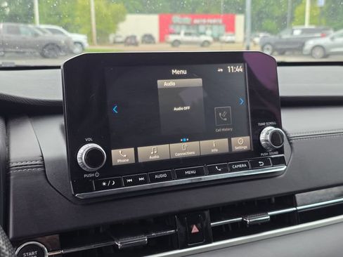 Used 2024 Mitsubishi Outlander ES FWD image 22