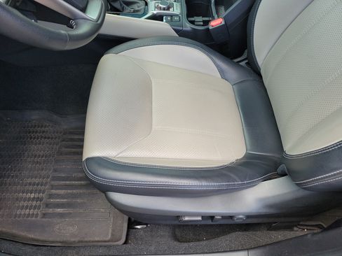 Used 2019 Subaru Forester Limited AWD/4WD image 27