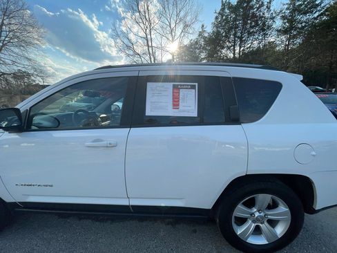 Used 2016 Jeep Compass Sport w/ Power Value Group image 4