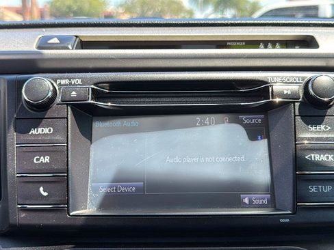 Used 2018 Toyota RAV4 LE w/ Carpet Mat Package FWD image 21