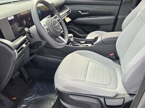 New 2026 Hyundai Santa Cruz SE FWD image 5