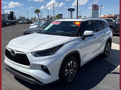 Certified 2025 Toyota Highlander LE