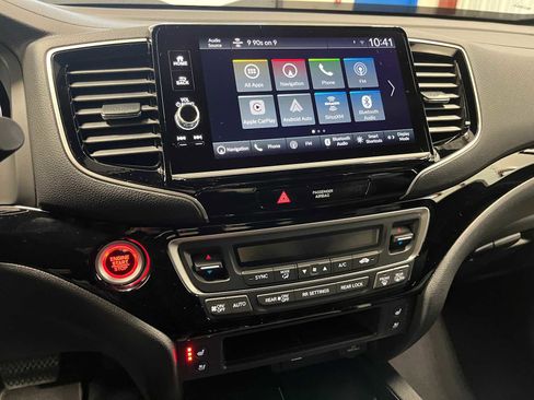 New 2026 Honda Ridgeline Black Edition image 19