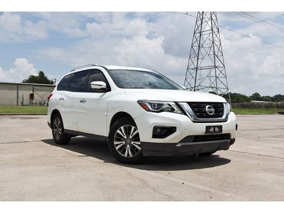 Used 2019 Nissan Pathfinder SV