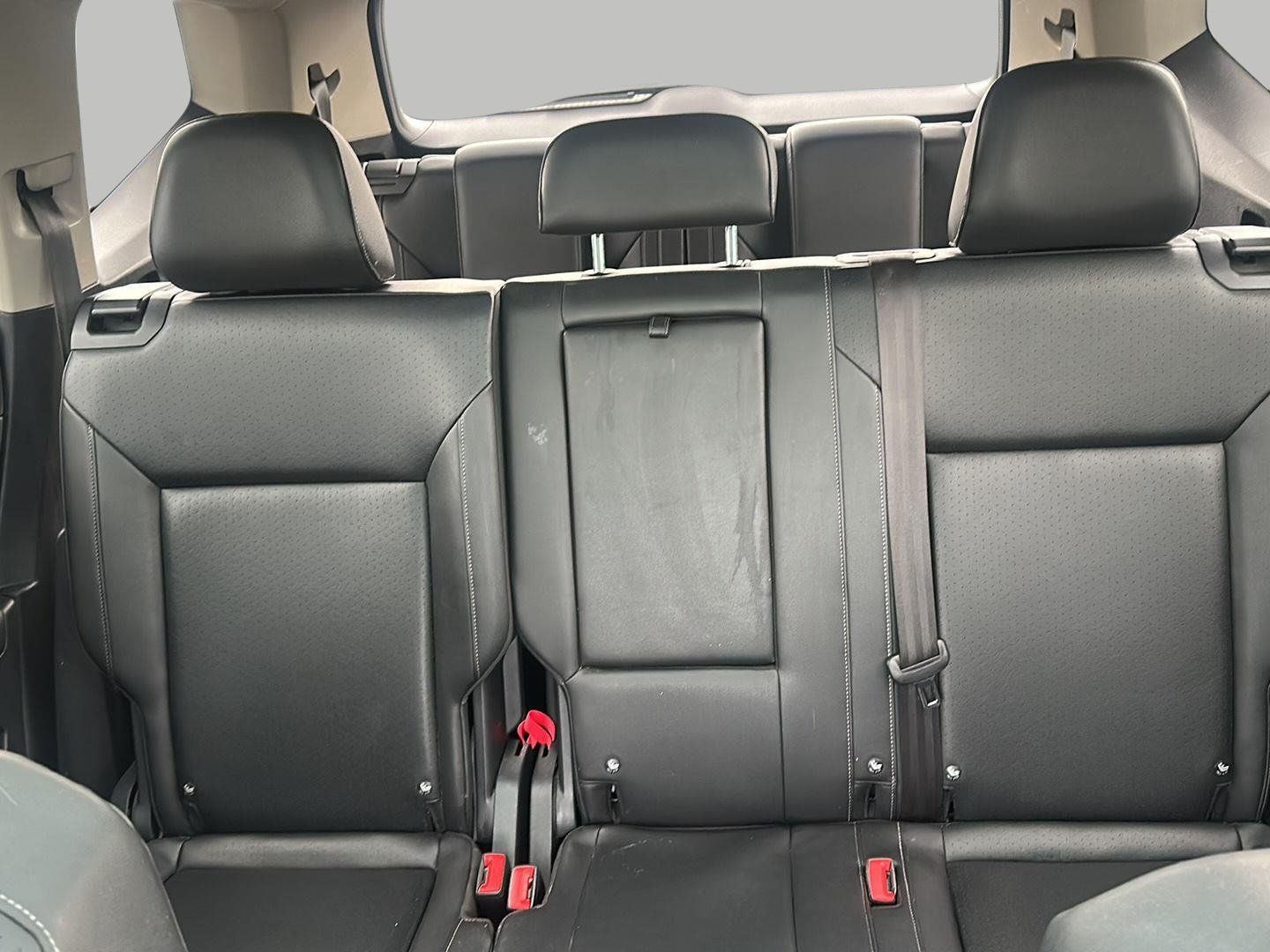Used 2018 Volkswagen Atlas SEL AWD/4WD image 23