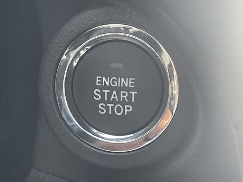 New 2025 Subaru Ascent Limited w/ Popular Package #2 image 15