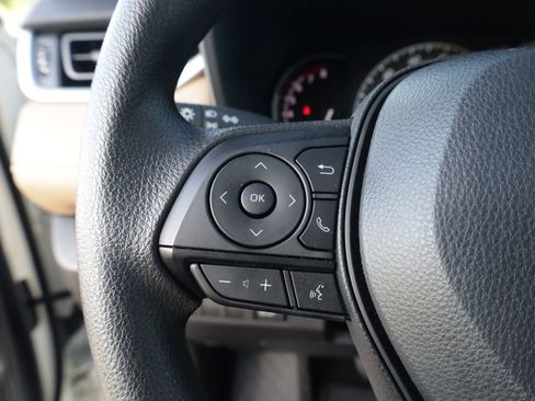 Used 2025 Toyota RAV4 XLE w/ Convenience Package image 23