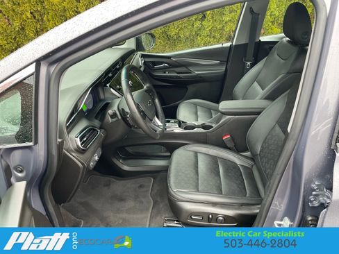 Used 2022 Chevrolet Bolt LT w/ Infotainment Package image 21