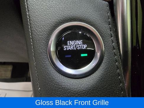 Used 2020 Cadillac Escalade Premium Luxury AWD/4WD image 26