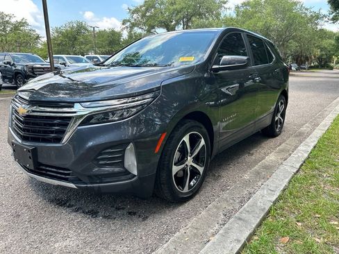 Used 2023 Chevrolet Equinox LT FWD image 2