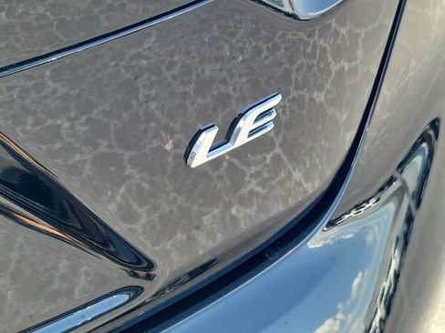Used 2024 Toyota Corolla LE FWD image 5