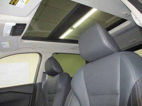 New 2026 Nissan Rogue Platinum w/ Platinum Premium Package image 17