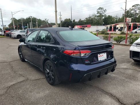 Used 2024 Toyota Corolla SE image 3