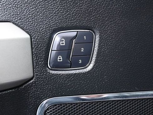 Used 2018 Ford F150 Lariat image 13