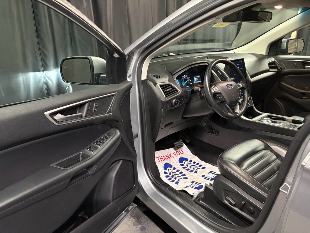 Used 2024 Ford Edge SEL AWD/4WD image 21