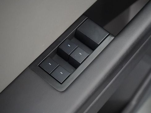 Used 2024 Tesla Cybertruck AWD Crew Cab image 19