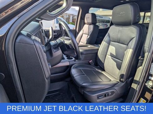 Used 2019 Chevrolet Silverado 1500 High Country w/ Technology Package AWD/4WD image 7