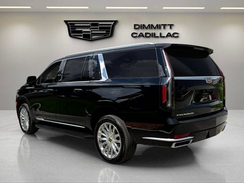 Used 2023 Cadillac Escalade ESV Premium Luxury AWD/4WD image 7