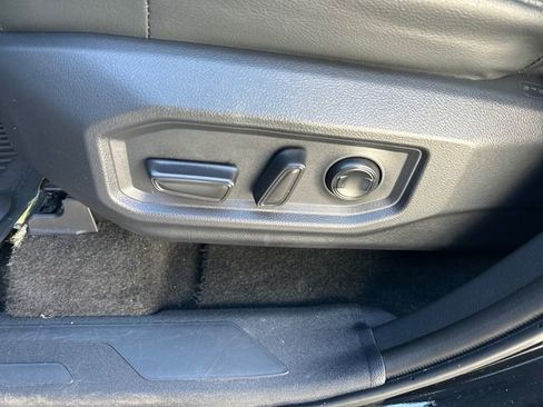 Certified 2025 Toyota Tundra Limited AWD/4WD image 14