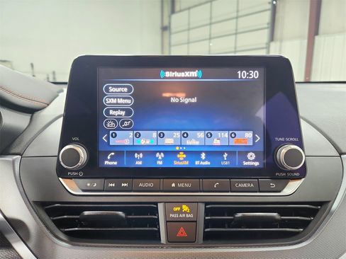 Used 2023 Nissan Altima 2.5 SR image 29