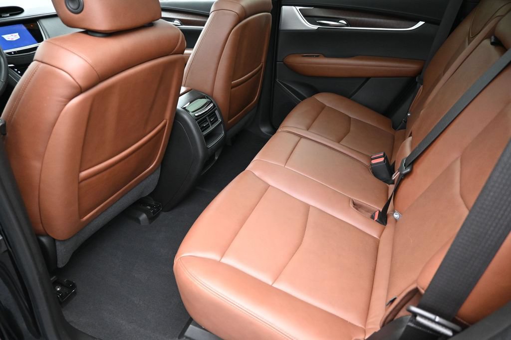 Certified 2023 Cadillac XT5 Sportv w/ Technology Package AWD/4WD image 25
