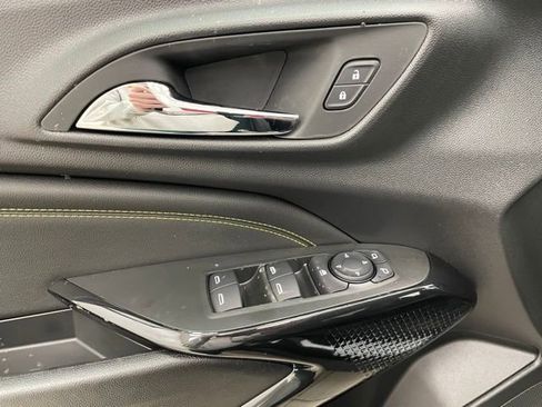 New 2026 Chevrolet Trax LT w/ Driver Confidence Package FWD image 10