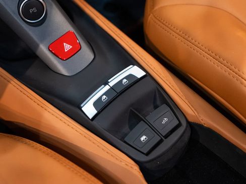 Certified 2019 Ferrari 488 Spider RWD image 35