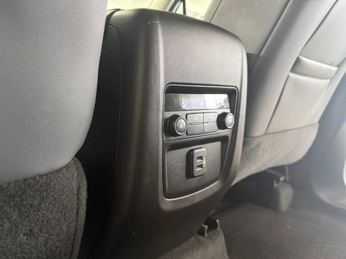 Used 2018 Buick Enclave Essence w/ Trailering Package image 29