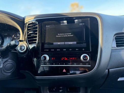 Used 2021 Mitsubishi Outlander SEL image 27