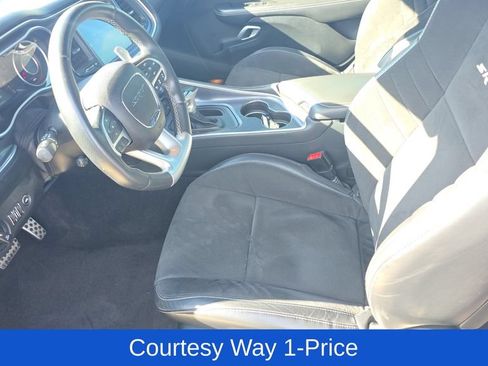 Used 2016 Dodge Challenger SRT w/ Technology Group RWD image 13