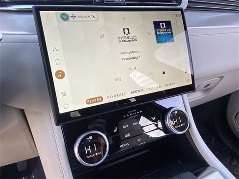 New 2025 Jaguar F-PACE R-Dynamic S image 8