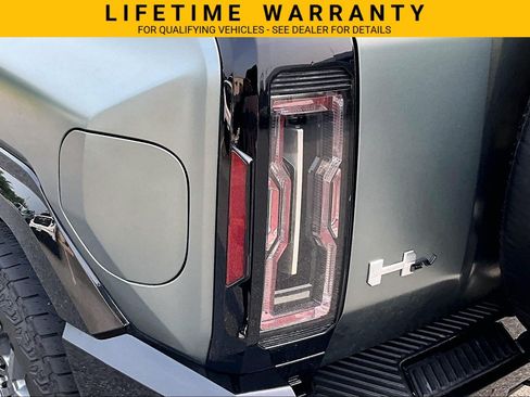 Used 2024 GMC Hummer EV 3X AWD/4WD image 33