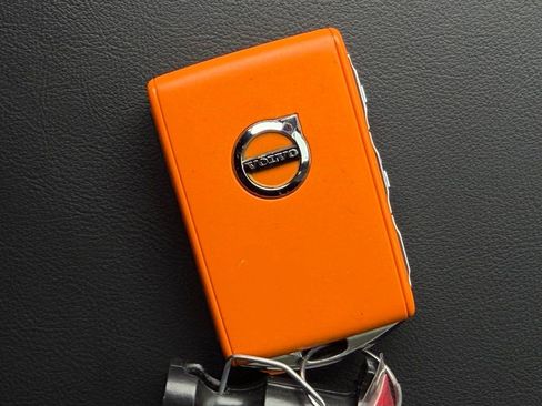 Used 2025 Volvo XC90 T8 Plus w/ Protection Package Premier image 33