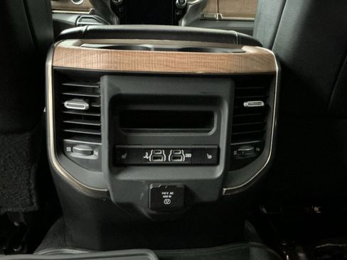 Used 2020 RAM 2500 Limited w/ Cold Weather Group image 17