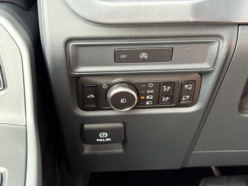 Used 2025 Ford F150 XLT w/ Equipment Group 302A MID AWD/4WD image 12
