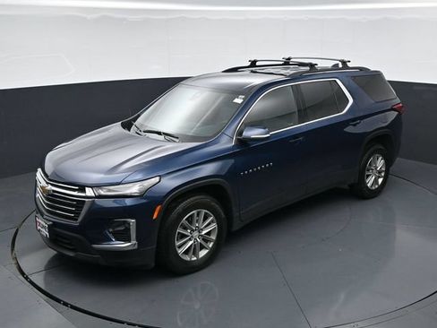 Used 2023 Chevrolet Traverse LT AWD/4WD image 35