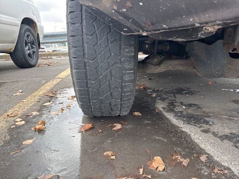 Used 2014 Toyota 4Runner SR5 Premium image 9