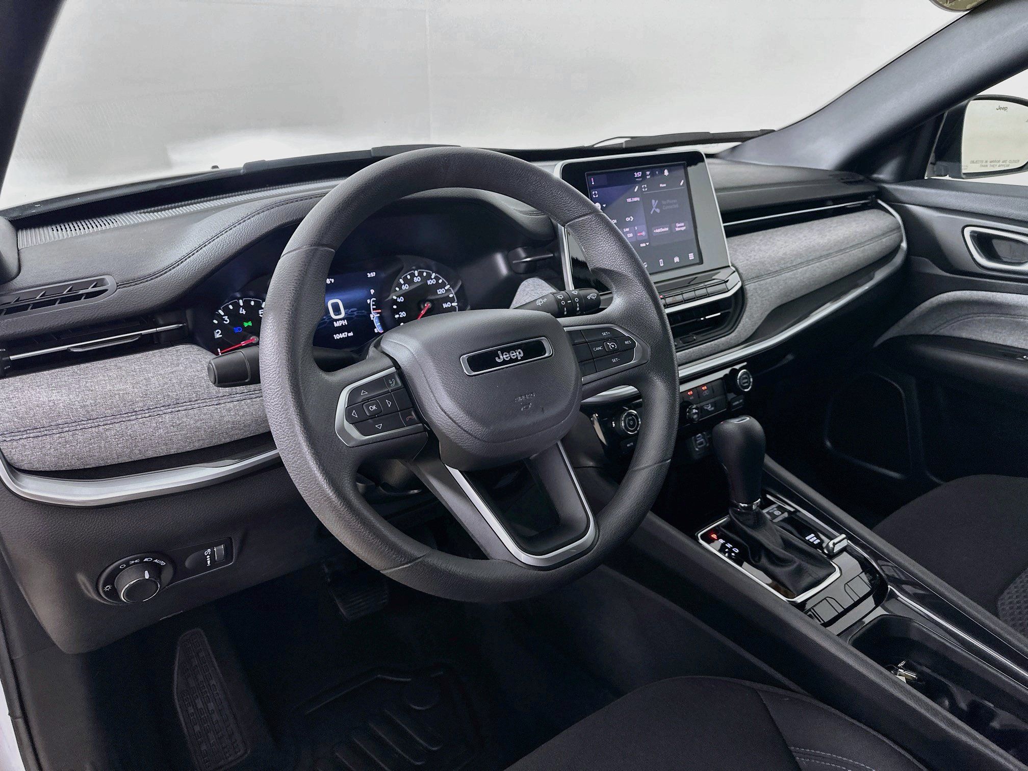 Certified 2025 Jeep Compass Sport AWD/4WD image 9