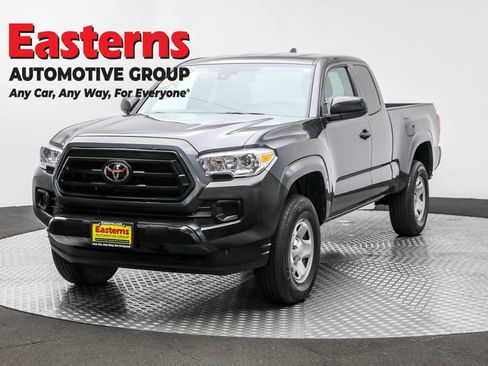 Used 2023 Toyota Tacoma SR image 1