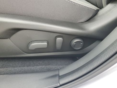 New 2025 Subaru Crosstrek 2.5i Premium image 29