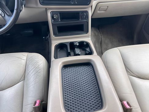 Used 2004 GMC Yukon XL SLT w/ Preferred Equipment Group RWD image 51