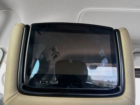 Used 2023 Nissan Armada Platinum w/ Captain's Chairs Package image 26