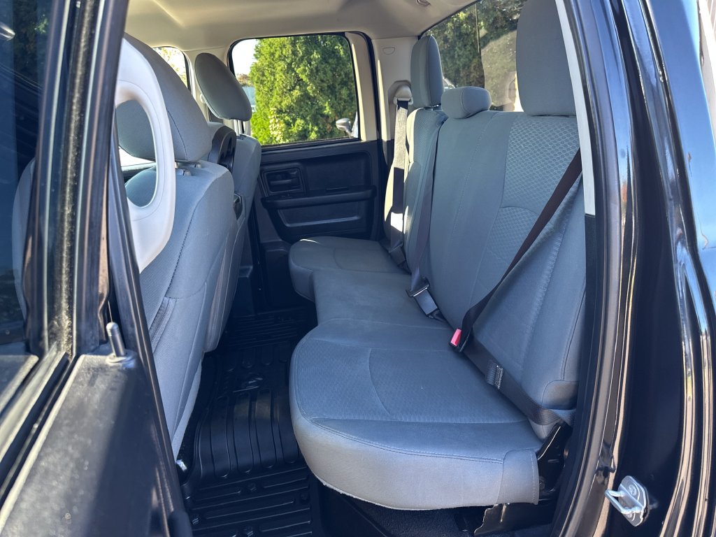 Used 2016 RAM 1500 Express AWD/4WD image 16