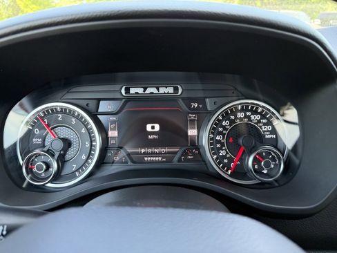 Used 2022 RAM 1500 Big Horn AWD/4WD image 22