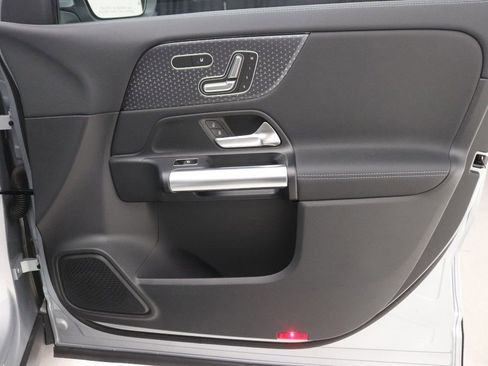 Certified 2026 Mercedes-Benz GLA 250 image 24