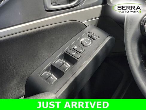 Certified 2024 Acura Integra FWD image 23